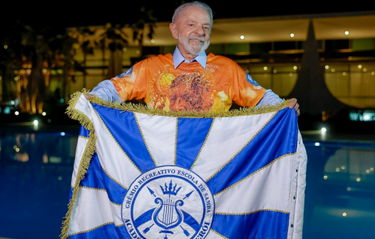 Só se fala nisso: o carnaval de Paes e Lula