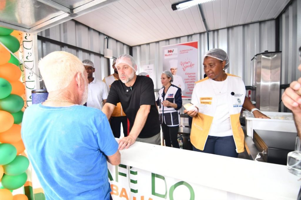 Nova Iguaçu inaugura duas novas unidades do Café do Trabalhador