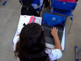 Acesso à internet em escolas da rede pública do Rio de Janeiro chega a 99%