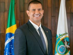 Douglas Ruas é o novo presidente da Alerj e governador interino