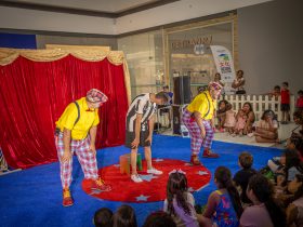 Turma Em Cena leva circo-teatro gratuito a cidades do Sudeste