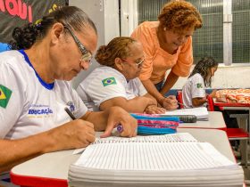 Mesquita abre matrículas para EJA