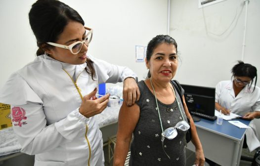 Nova Iguaçu vacina mais de 4,5 mil contra gripe em um dia