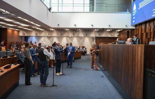 Douglas Ruas é eleito presidente da Alerj