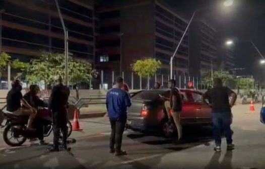 Fiscalização remove quase 40% dos veículos abordados em Campos