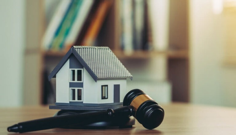 Ações locatícias se mantêm estáveis em Niterói e caem em São Gonçalo, indica análise do Secovi Rio