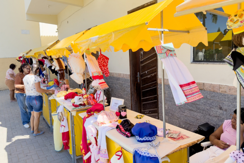 Feira de artesanato reúne pacientes oncológicas em São Francisco de Itabapoana