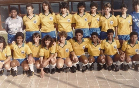 Uma reparação histórica com as primeiras jogadoras da primeira seleção de futebol do Brasil