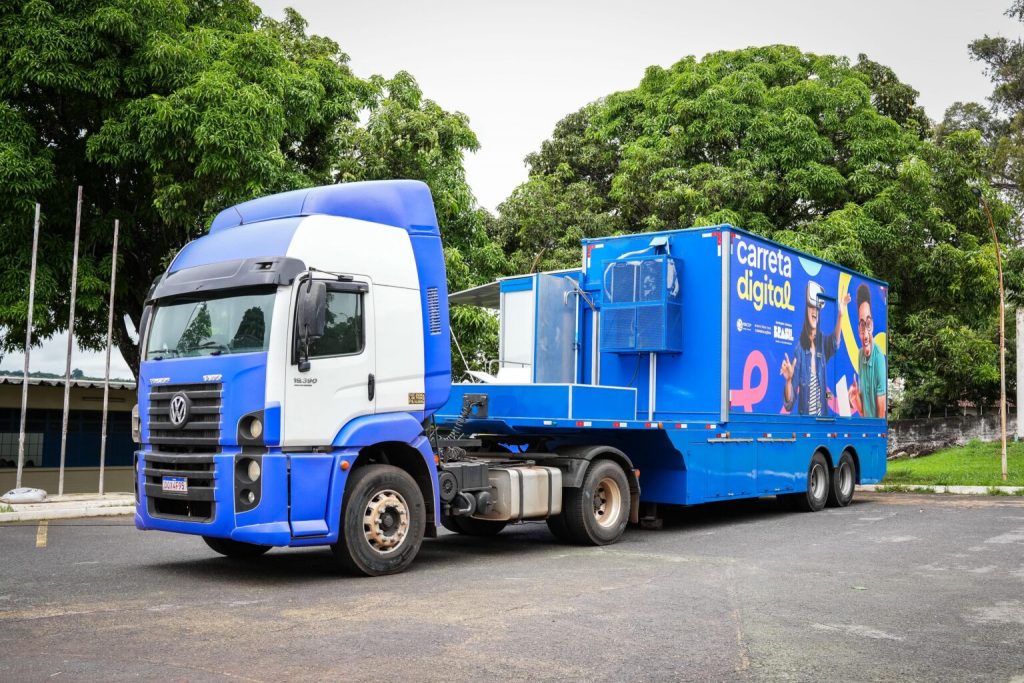 Paracambi inaugura Carreta Digital para capacitação gratuita