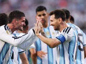 Messi, Mbappé e Haaland entram em campo para decidir