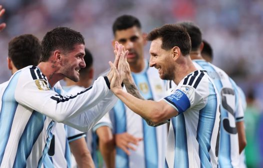 Messi, Mbappé e Haaland entram em campo para decidir