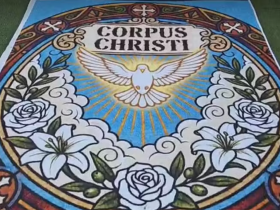 Corpus Christi em Teresópolis tem procissão e tapetes reutilizáveis