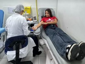 Doação de sangue mobiliza funcionários de hospital em Arraial do Cabo