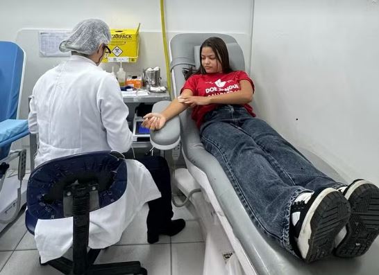 Doação de sangue mobiliza funcionários de hospital em Arraial do Cabo