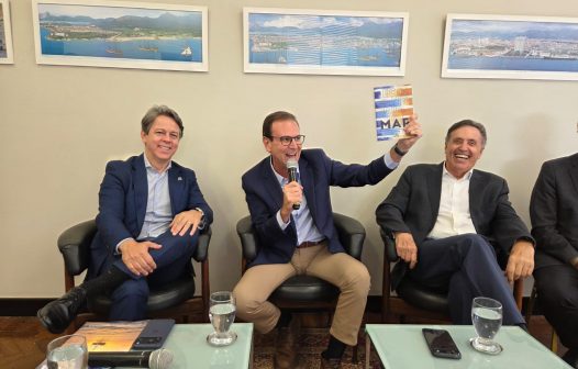 Com presença de Paes, FACERJ reúne lideranças empresariais na ACRJ