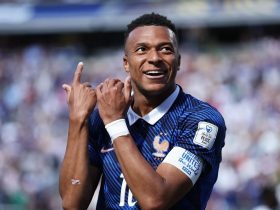 Sextou com duelo de craques protagonistas