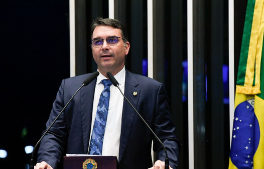 E o PL adia a decisão sobre o Senado…