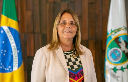 PSD barra candidatura da deputada Lucinha