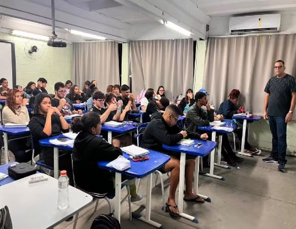 Maricá abre 250 vagas para curso intensivo gratuito de preparação para o Enem