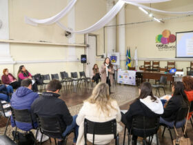 Petrópolis capacita servidores contra violência infantil