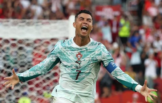Com gol de CR7 e decisão do VAR, Portugal vira e elimina a Croácia