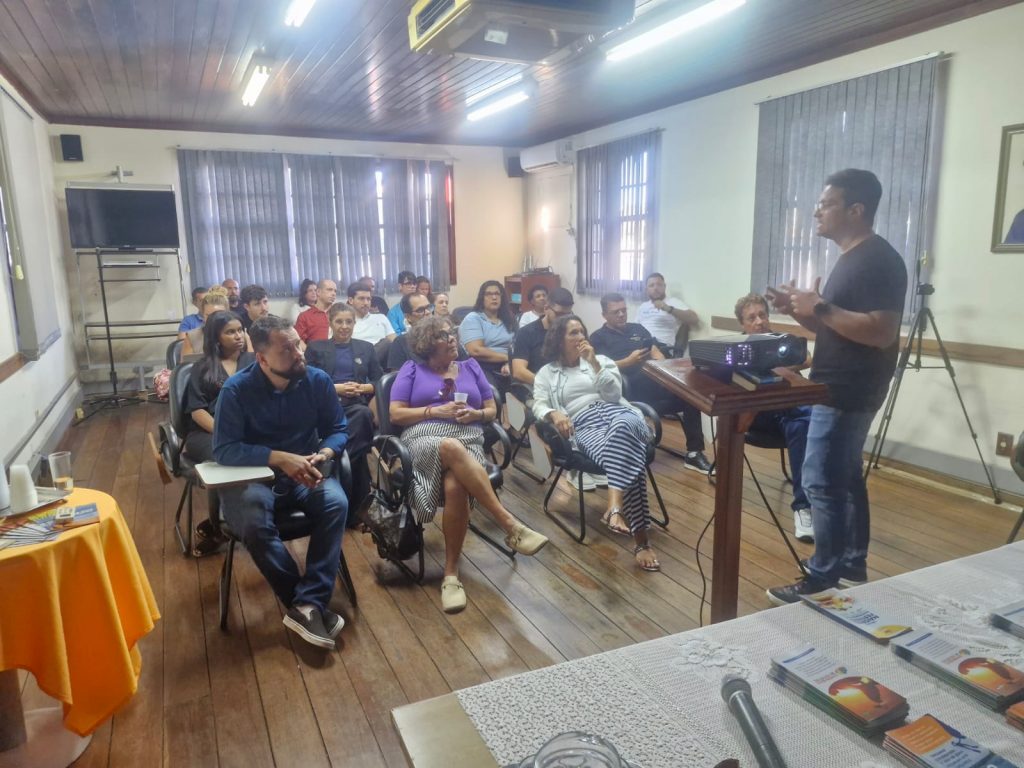 Rio das Ostras recebe capacitação para fortalecer setor hoteleiro antes da alta temporada