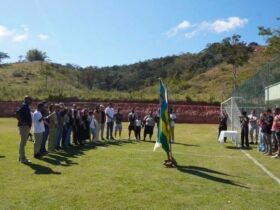 Cantagalo inaugura estádio em Campo Alegre