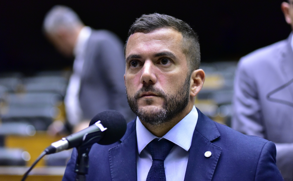 Caiu no colo do Jordy!