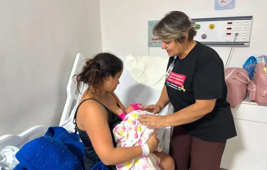 Maternidade de Nova Iguaçu inicia amamentação precoce em 95% dos partos