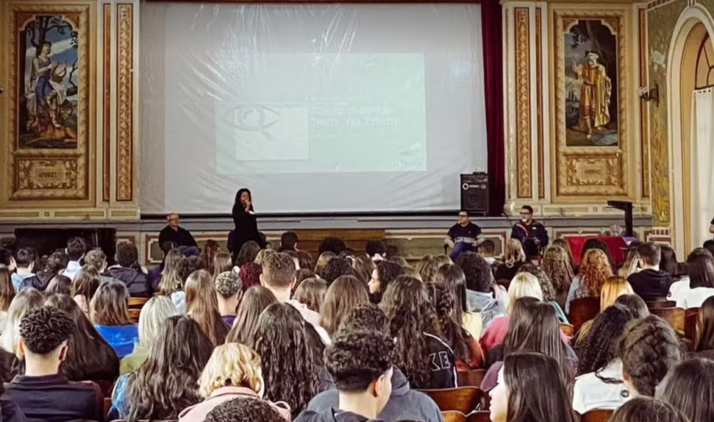Nova Friburgo recebe evento gratuito de preparação para o Enem