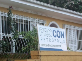 Petrópolis realiza mutirão para negociação de dívidas