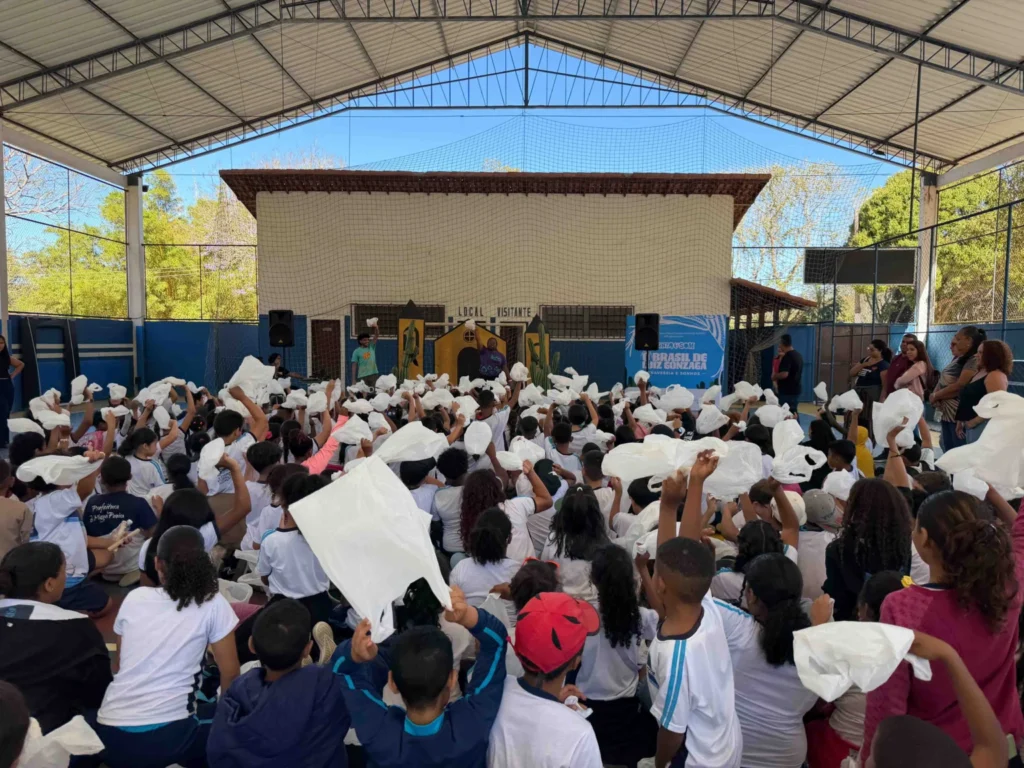Projeto leva espetáculo sobre Luiz Gonzaga a escolas de 19 cidades do RJ