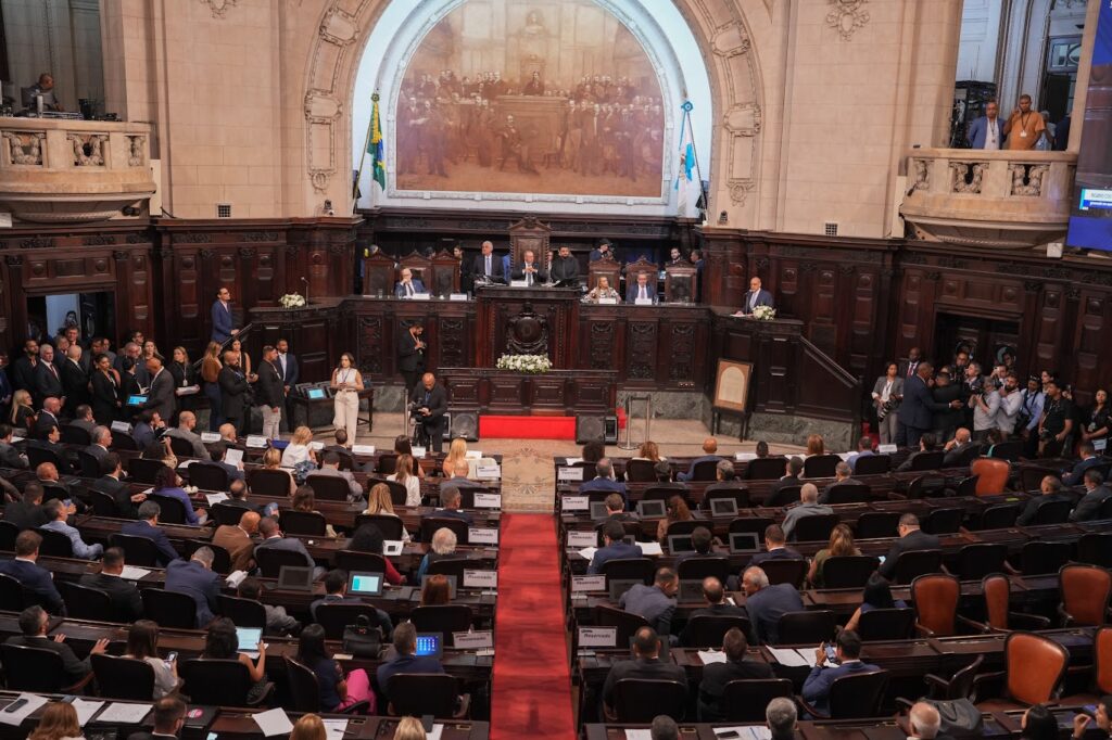 Alerj poderá ter renovação baixa na eleição deste domingo