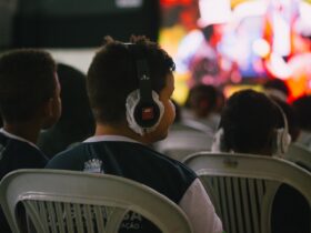 Cine 4 Estações reúne 162 crianças em Mangaratiba