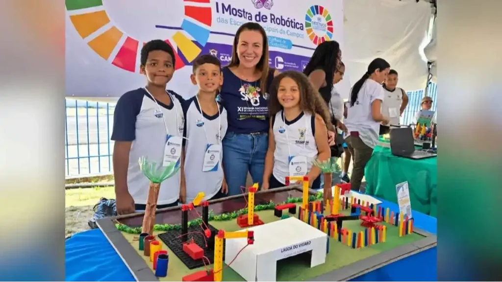 Mostra de robótica em Campos tem projetos de 41 escolas